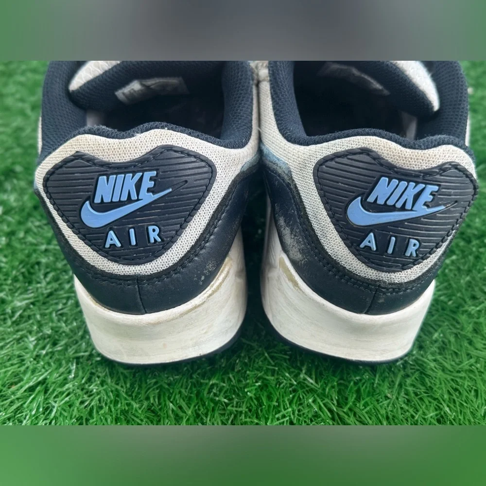 Nike good preowned